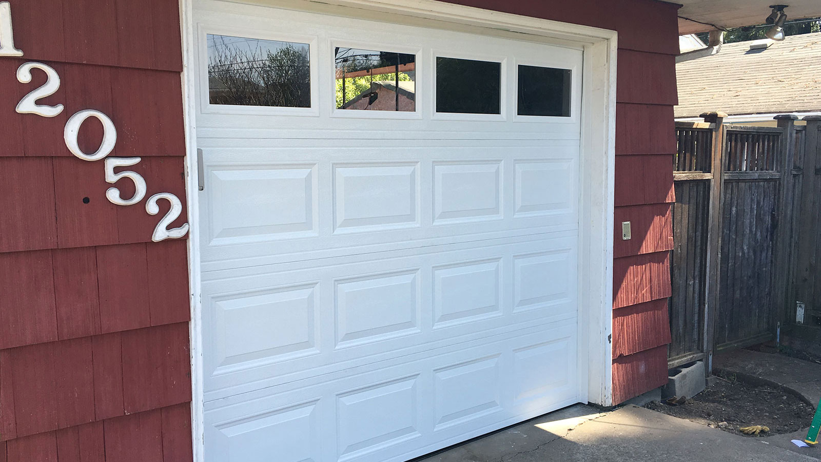 Garage Door Installations Repairs In Seattle On Sammamish Amarr Stratford 3000 With Prairie Window Inserts